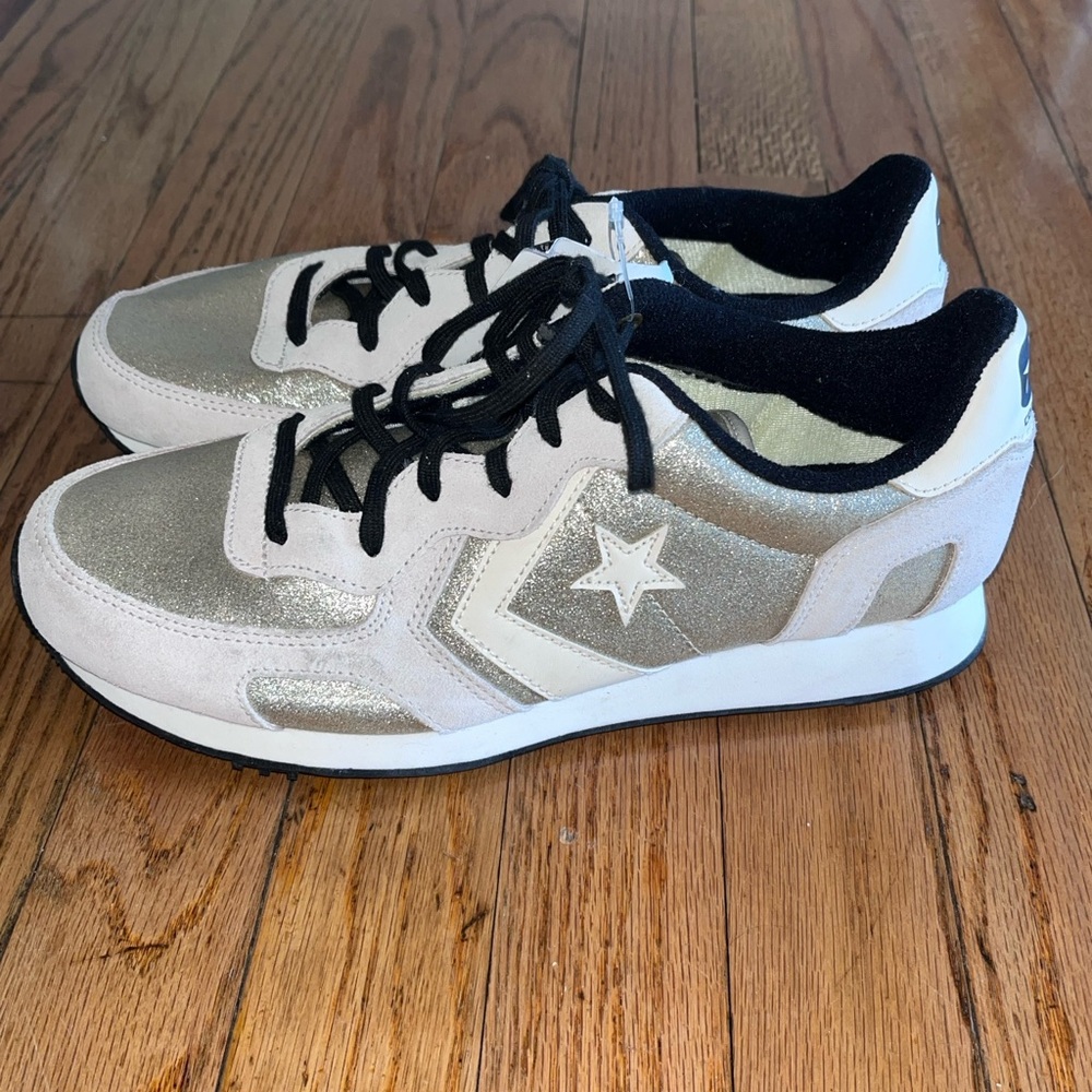 Converse Auckland Racer OX Gold Grey Sneakers White Men 8 Women’s 9.5 NWT